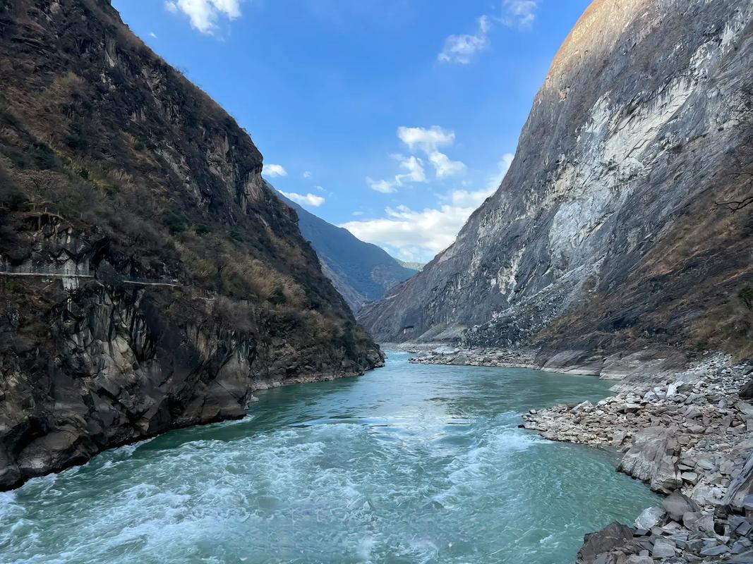 Tiger-Leaping-Gorge-Lijiang